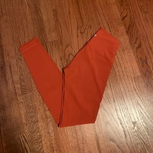 Lulu Lemon Wunder Under Leggings